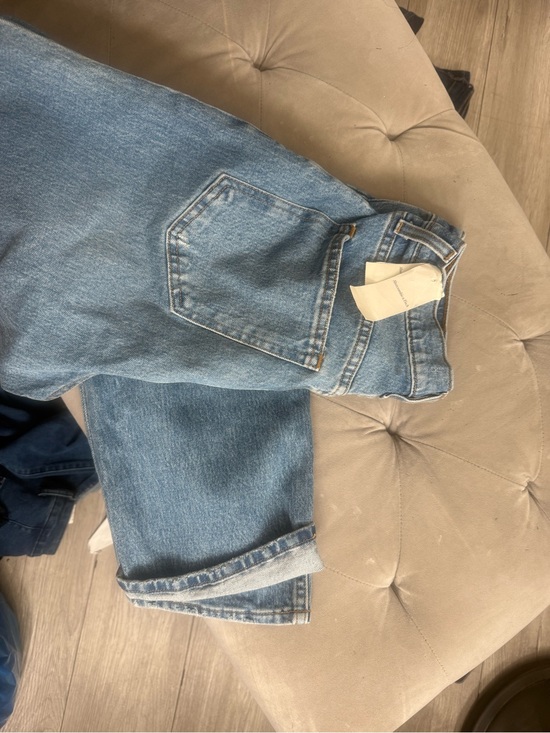 Abercrombie & Fitch Denim - Abercrombie & Fitch Light Blue Straight-Leg Women's Jeans